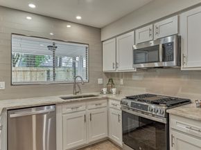 1 Fiddleleaf Court, The Woodlands TX 77381