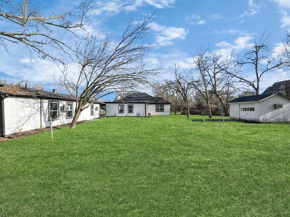 7135 Cayton Street, Houston TX 77061