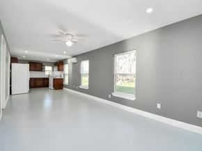 7135 Cayton Street, Houston TX 77061