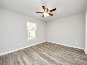 5823 Southgood Street, Houston TX 77033