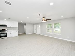 5823 Southgood Street, Houston TX 77033