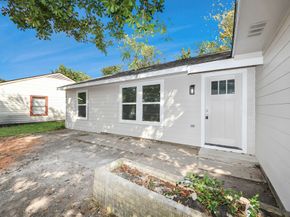 5823 Southgood Street, Houston TX 77033