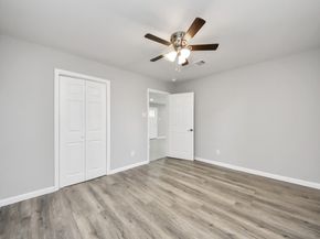 5823 Southgood Street, Houston TX 77033