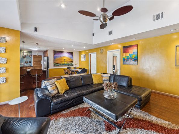 10102 Knoboak Drive, Houston TX 77080