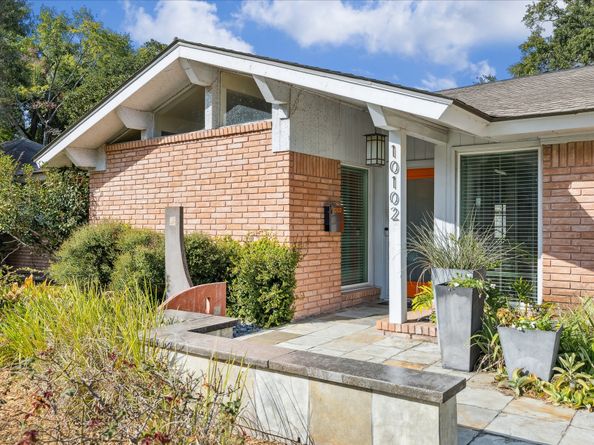 10102 Knoboak Drive, Houston TX 77080