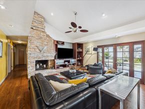 10102 Knoboak Drive, Houston TX 77080