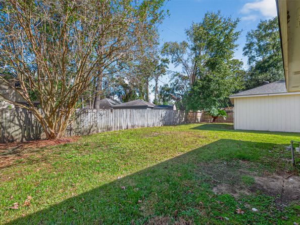 3815 Brook Shadow Drive, Houston TX 77345