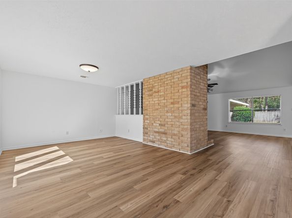 3815 Brook Shadow Drive, Houston TX 77345