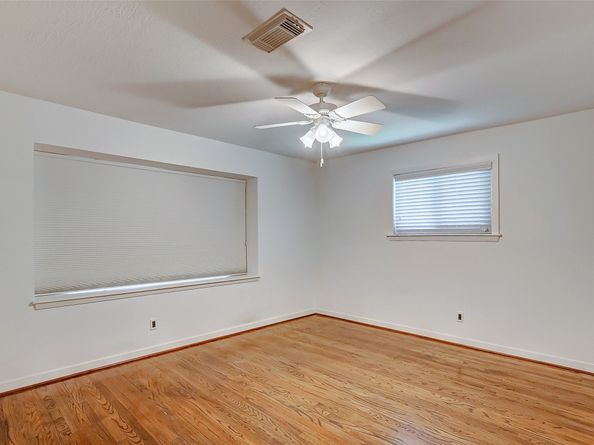 1202 Shadeland Drive, Houston TX 77043