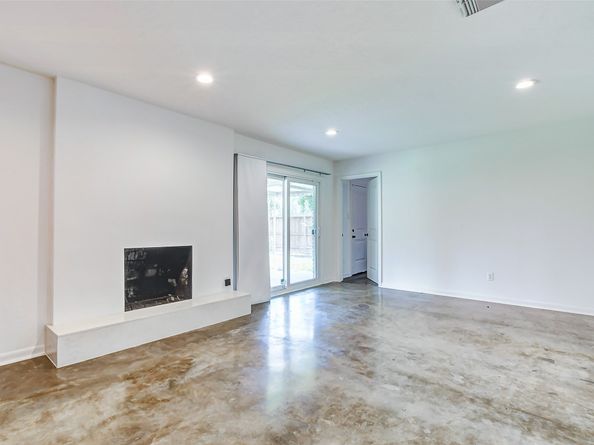 1202 Shadeland Drive, Houston TX 77043