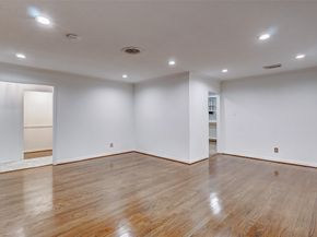 1202 Shadeland Drive, Houston TX 77043