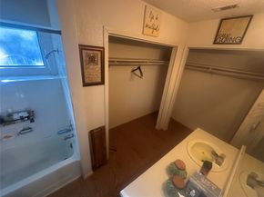 903 Greenbriar Loop, Round Rock TX 78664