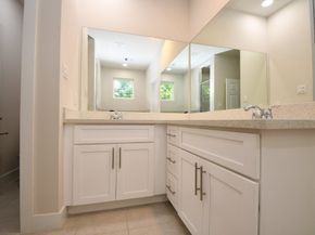 4017 S Shelby Circle, Houston TX 77051