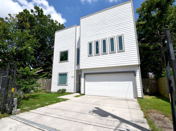 4017 S Shelby Circle, Houston TX 77051