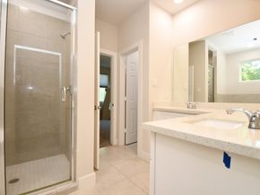 4017 S Shelby Circle, Houston TX 77051