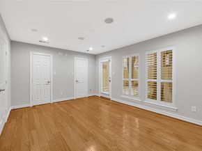 1512 W Clay Street, Houston TX 77019