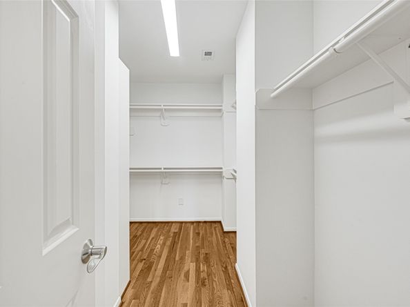 1512 W Clay Street, Houston TX 77019