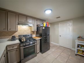 6309 E Houston Road, Houston TX 77028