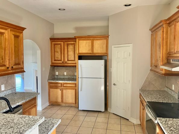 6309 E Houston Road, Houston TX 77028