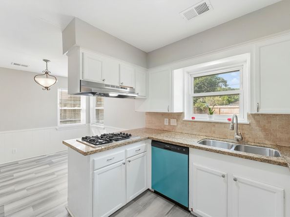 14143 Roundstone Lane, Houston TX 77015