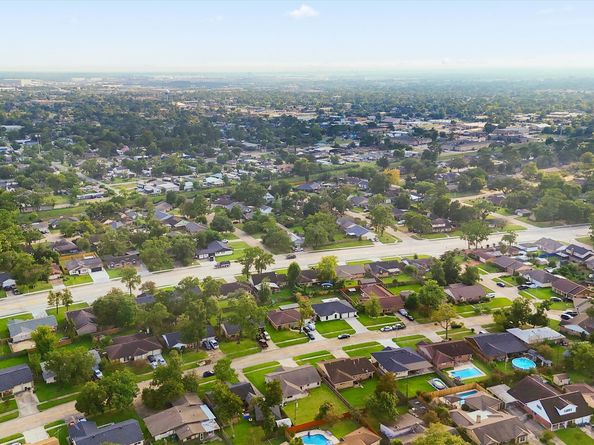 14143 Roundstone Lane, Houston TX 77015