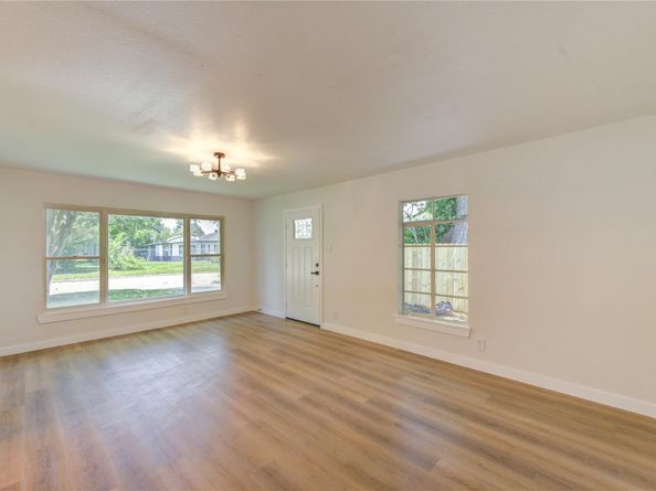 4914 Pershing Street, Houston TX 77033