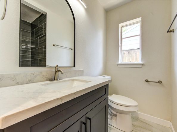 4914 Pershing Street, Houston TX 77033