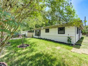 4914 Pershing Street, Houston TX 77033