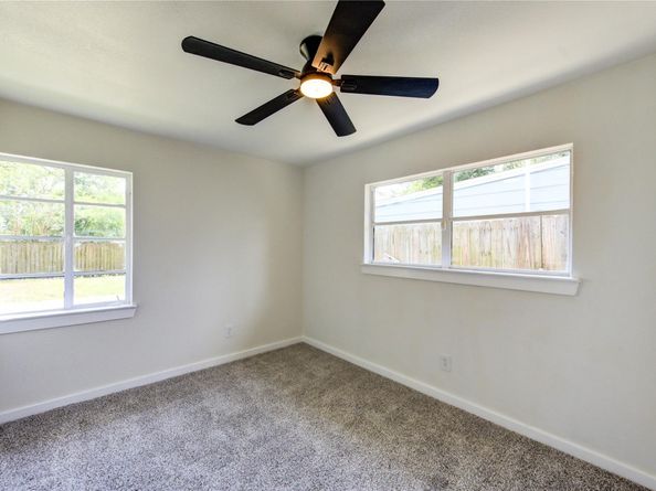 4914 Pershing Street, Houston TX 77033