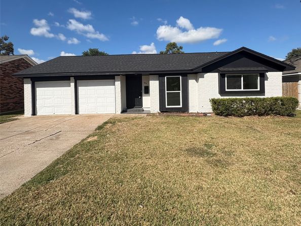 834 Grand Oaks Drive, Houston TX 77015