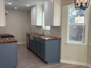 834 Grand Oaks Drive, Houston TX 77015