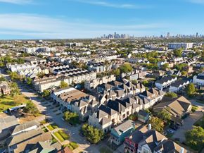 1360 W 25th Street, Houston TX 77008