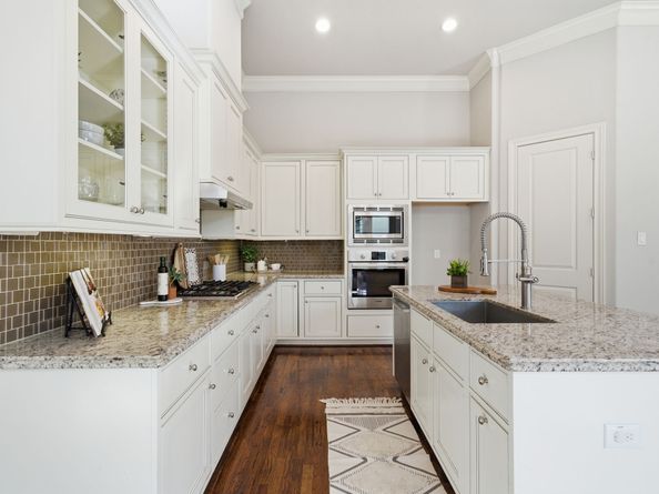 1360 W 25th Street, Houston TX 77008