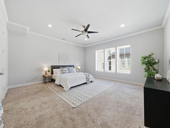 1360 W 25th Street, Houston TX 77008