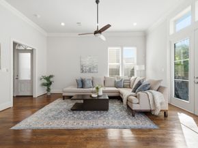 1360 W 25th Street, Houston TX 77008