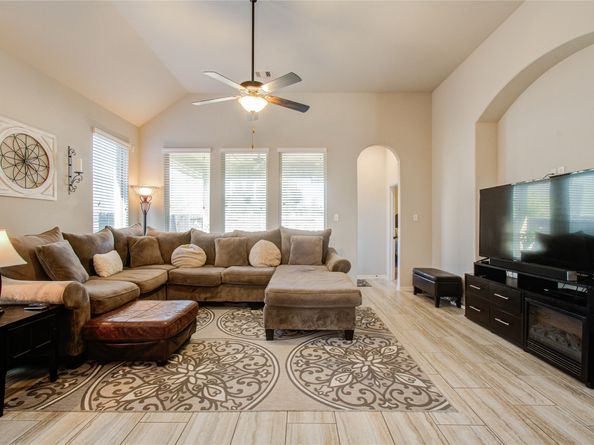 2626 Ivy Wood Lane, Conroe TX 77385