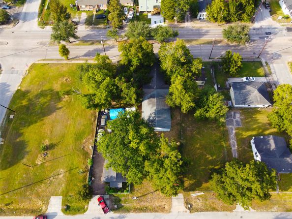 3216 Collingsworth Street, Houston TX 77026