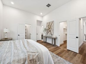 2121B Hoskins Drive, Houston TX 77080