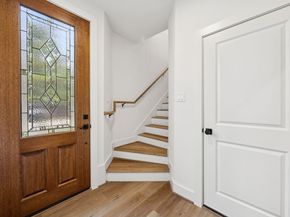 2121B Hoskins Drive, Houston TX 77080