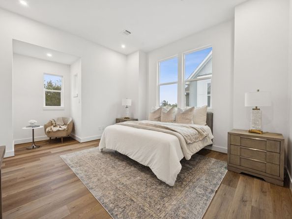 2121B Hoskins Drive, Houston TX 77080