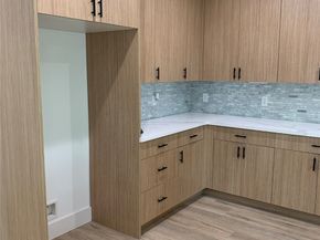 9026 Scott Street, Houston TX 77051