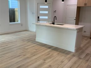 9026 Scott Street, Houston TX 77051