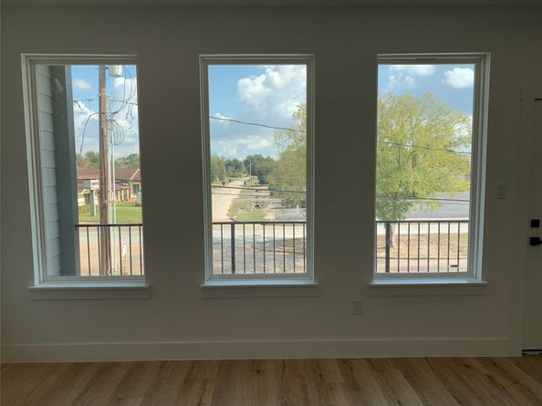 9026 Scott Street, Houston TX 77051