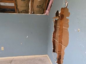 10511 Sagepine Lane, Houston TX 77089