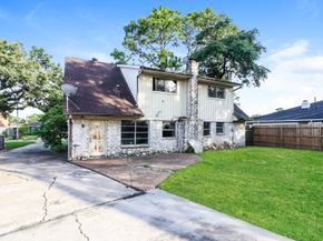 10511 Sagepine Lane, Houston TX 77089