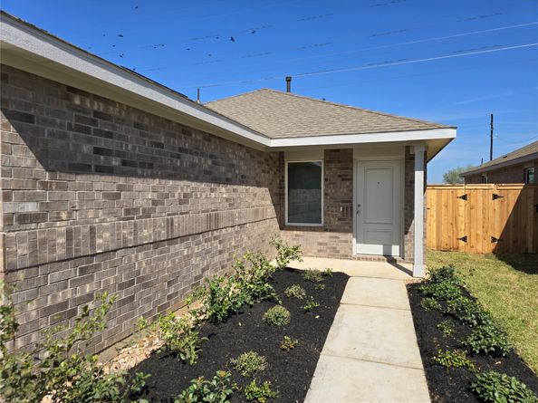 16811 Old Wagon Way, Hockley TX 77447