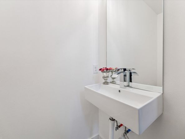 2122 Oatfield Drive, Houston TX 77018