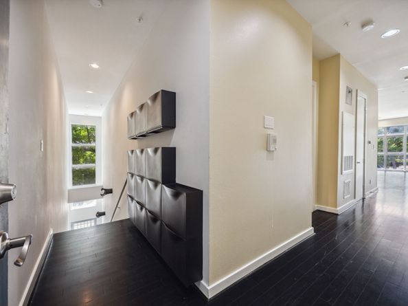 207 Pierce Street 205, Houston TX 77002