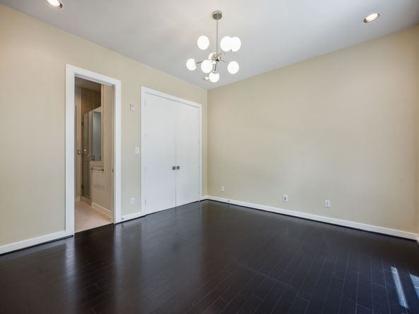 207 Pierce Street 205, Houston TX 77002