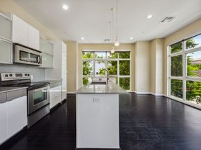 207 Pierce Street 205, Houston TX 77002